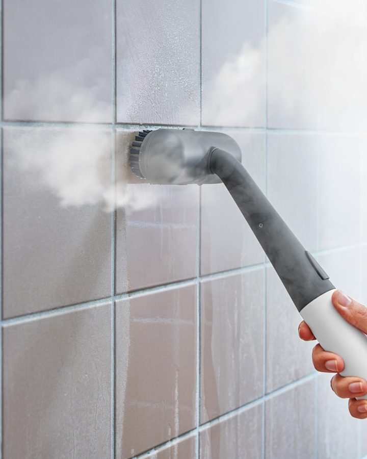 Steam cleaning bathroom tile